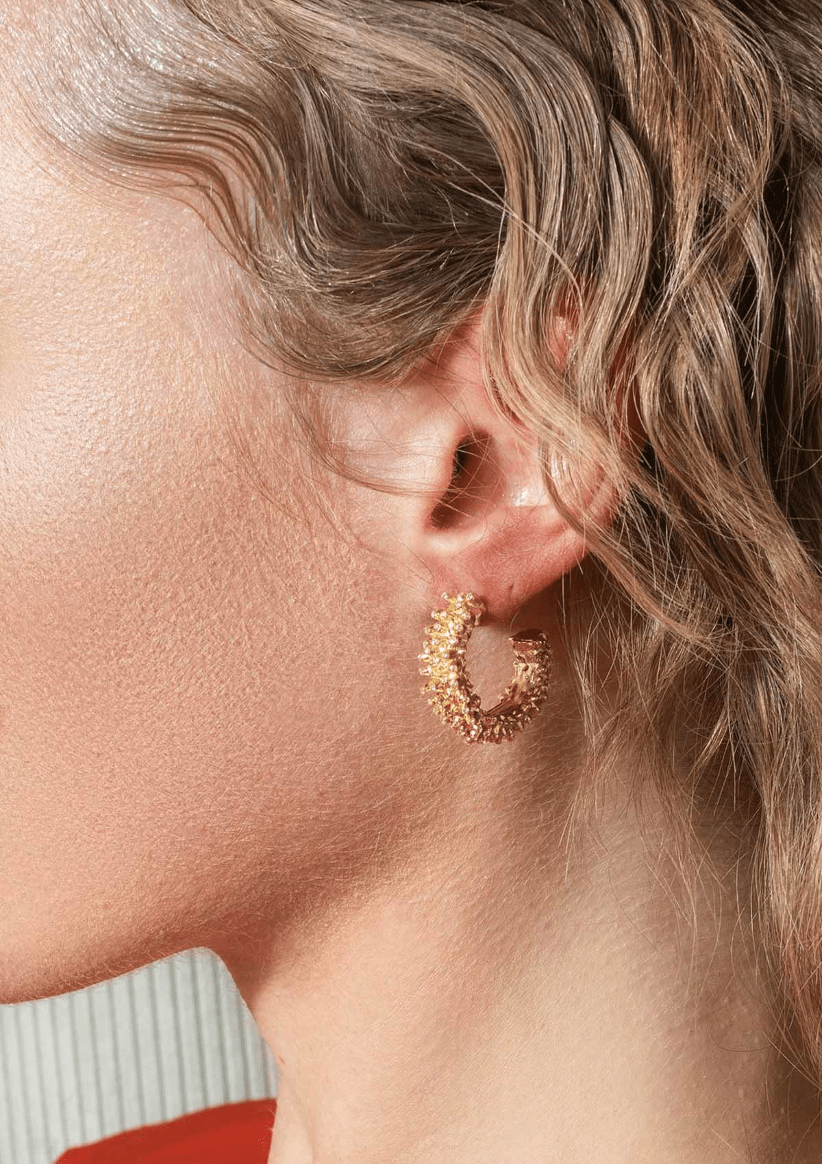 SPECTACLE HOOP ØRERING SINGLE FORGYLDT