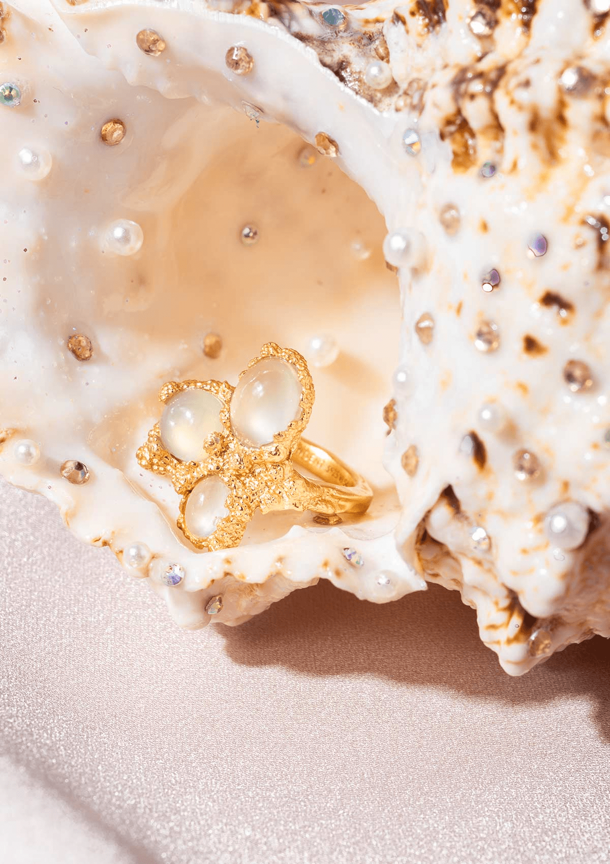 VOWS OF TIDE RING BOWENIT GREEN BOWENITE FORGYLDT